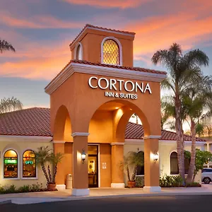 Hotel Cortona And